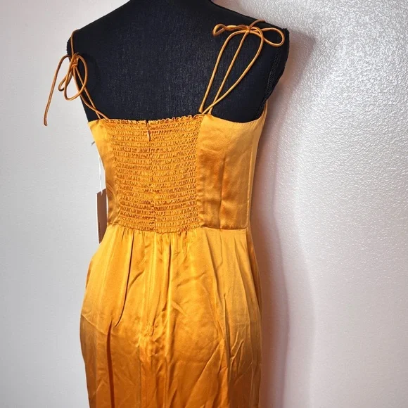 Reformation Marguerite Cantaloupe 100% Silk Dress Size 8 - Picture 6 of 13